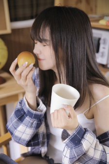 年轻的小姨子2中文